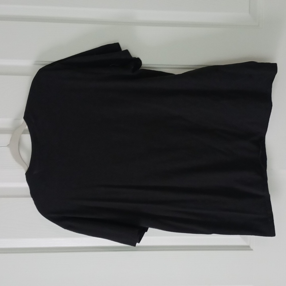 The Mandelorian TShirt - Picture 2 of 4